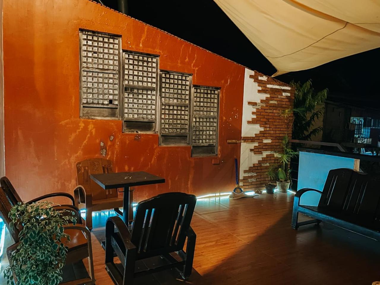 Ferienwohnung The Bistro House - Loft Unit - Vigan City Exterior foto